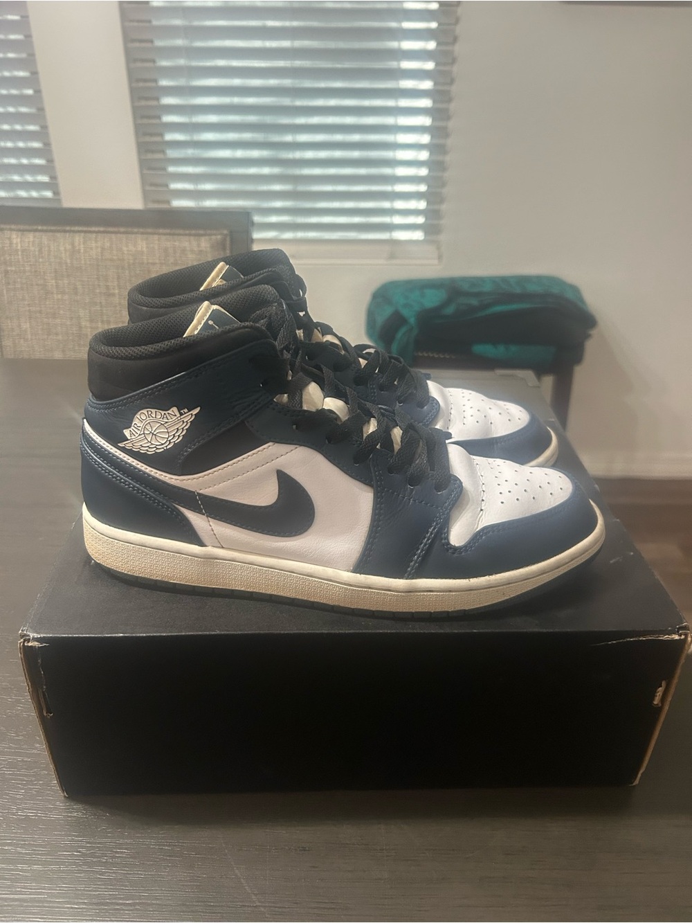 Jordan 1 Mid ‘Armory Navy’ - size 10.5